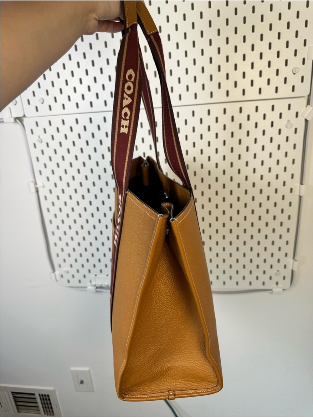 Coach Large Smith Tote in Brown Pebble Leather (CM716, Batch/Factory: J2377 - Picture 4 of 16